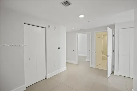 16385 Biscayne Boulevard North Miami Beach FL 33160