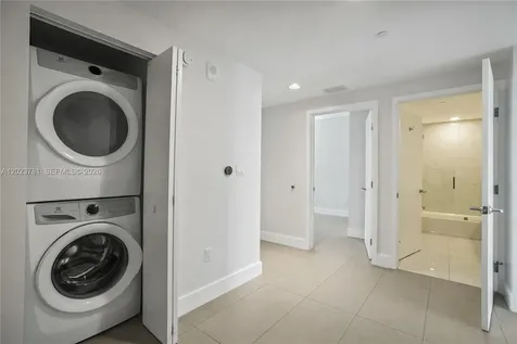 16385 Biscayne Boulevard North Miami Beach FL 33160