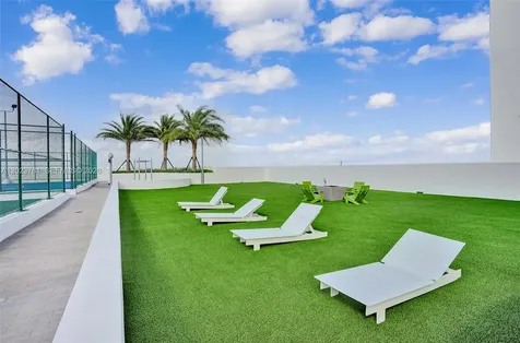 16385 Biscayne Boulevard North Miami Beach FL 33160