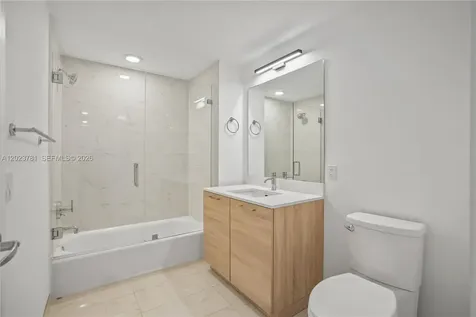 16385 Biscayne Boulevard North Miami Beach FL 33160