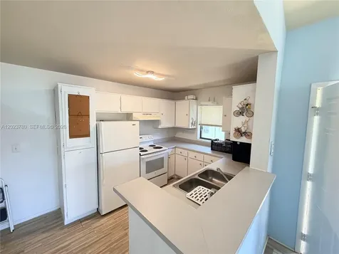 3968 NW 87th Avenue Sunrise FL 33351