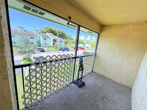 3968 NW 87th Avenue Sunrise FL 33351