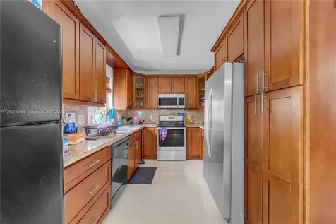 329 NW 13th Street Homestead FL 33030