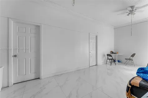 329 NW 13th Street Homestead FL 33030