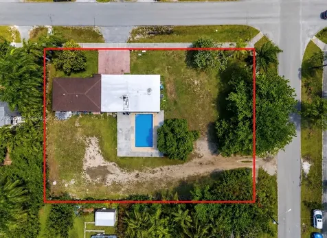 329 NW 13th Street Homestead FL 33030