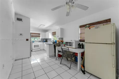 329 NW 13th Street Homestead FL 33030