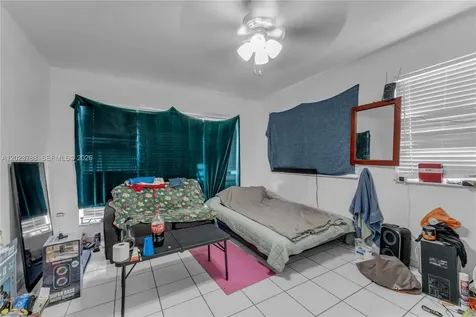 329 NW 13th Street Homestead FL 33030