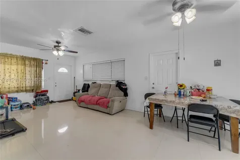 329 NW 13th Street Homestead FL 33030