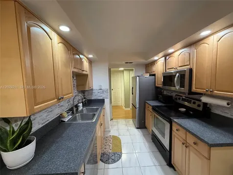 450 Commodore Drive Plantation FL 33325