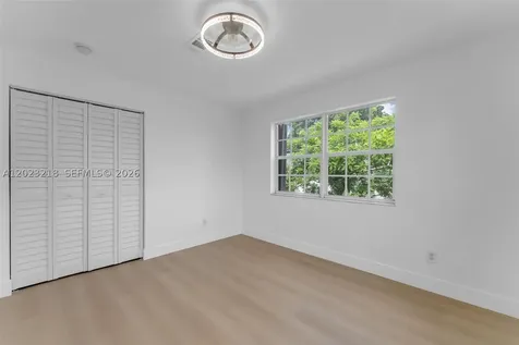 7150 SW 10th Street Pembroke Pines FL 33023