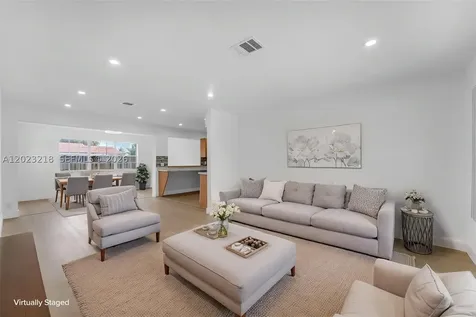 7150 SW 10th Street Pembroke Pines FL 33023