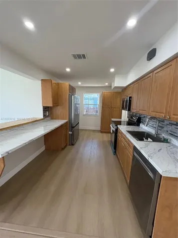 7150 SW 10th Street Pembroke Pines FL 33023