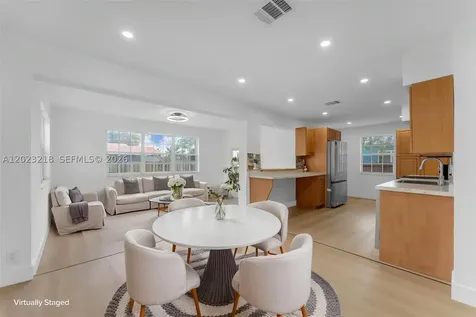 7150 SW 10th Street Pembroke Pines FL 33023