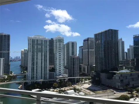 90 SW 3 Street Miami FL 33130