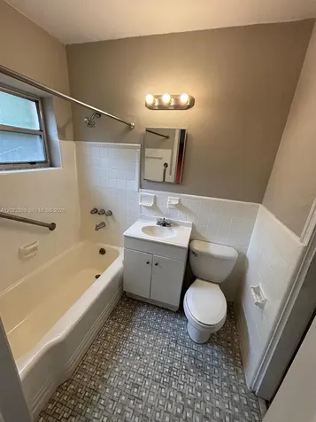 520 SW 4th Street Miami FL 33130