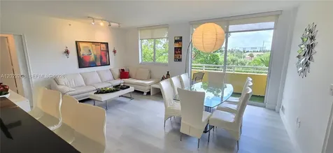 2775 NE 187th Street Aventura FL 33180