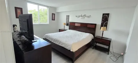 2775 NE 187th Street Aventura FL 33180