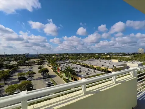 2775 NE 187th Street Aventura FL 33180