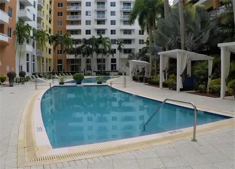 2775 NE 187th Street Aventura FL 33180