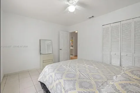 3254 W 78th Street Hialeah FL 33018