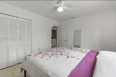 3254 W 78th Street Hialeah FL 33018
