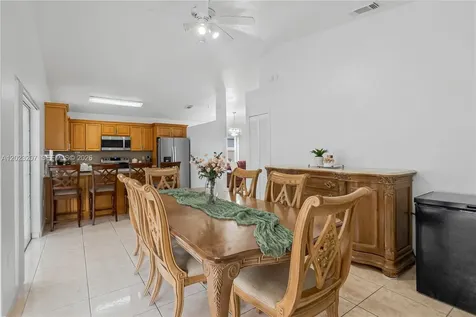 3254 W 78th Street Hialeah FL 33018
