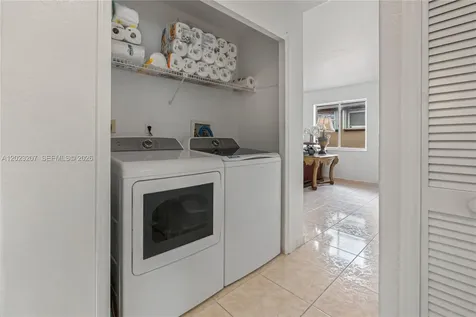 3254 W 78th Street Hialeah FL 33018