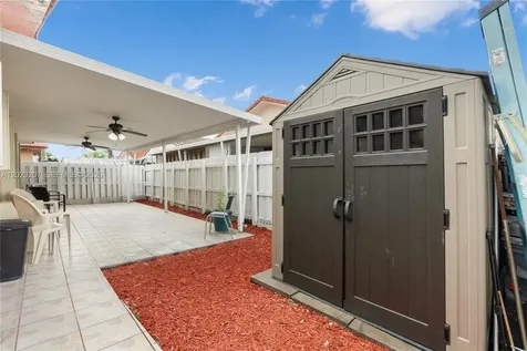 3254 W 78th Street Hialeah FL 33018