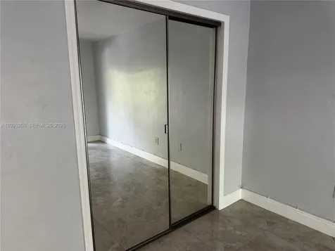 1860 Venice Park Drive North Miami FL 33181