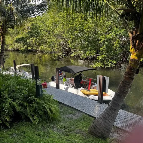 1860 Venice Park Drive North Miami FL 33181