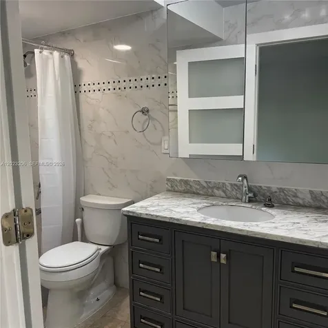 1860 Venice Park Drive North Miami FL 33181
