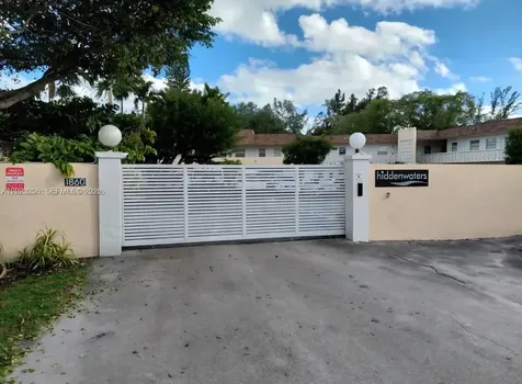 1860 Venice Park Drive North Miami FL 33181