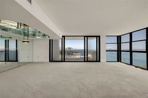 9 Island Avenue Miami Beach FL 33139