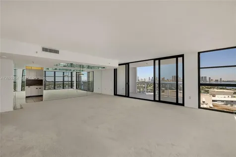 9 Island Avenue Miami Beach FL 33139