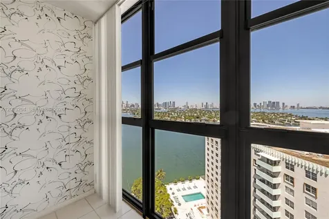 9 Island Avenue Miami Beach FL 33139