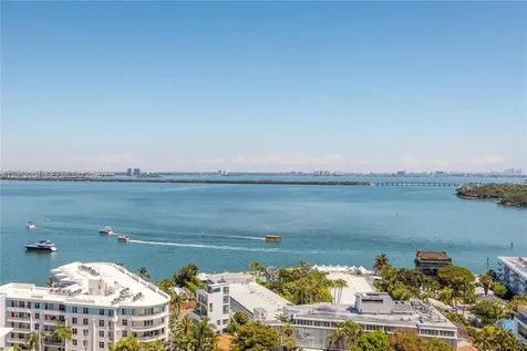 9 Island Avenue Miami Beach FL 33139