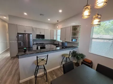 6165 136 Avenue N Clearwater FL 33760