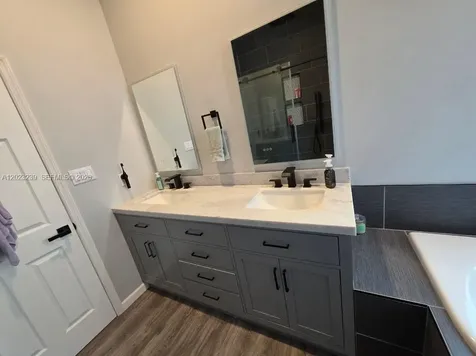 6165 136 Avenue N Clearwater FL 33760