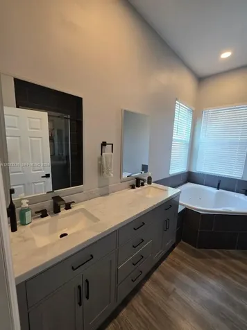 6165 136 Avenue N Clearwater FL 33760