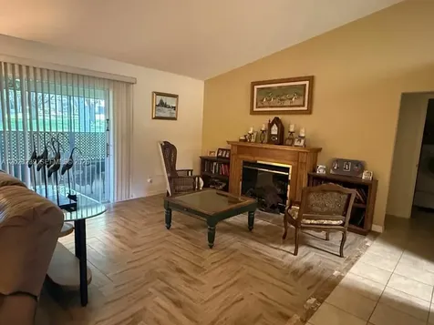 6165 136 Avenue N Clearwater FL 33760