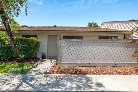 3633 NW 99th Terrace Sunrise FL 33351