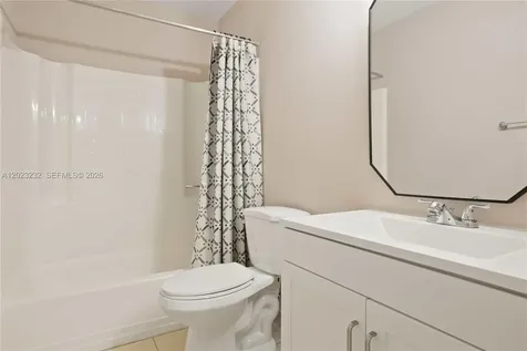 3633 NW 99th Terrace Sunrise FL 33351