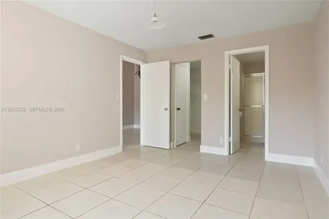 3633 NW 99th Terrace Sunrise FL 33351
