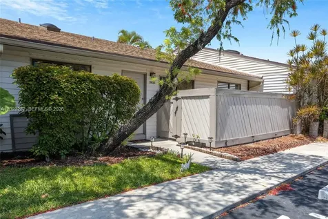 3633 NW 99th Terrace Sunrise FL 33351
