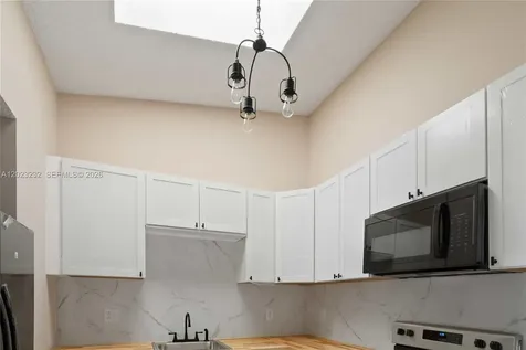 3633 NW 99th Terrace Sunrise FL 33351