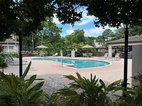 9934 Nob Hill Place Sunrise FL 33351