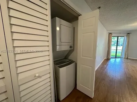 9934 Nob Hill Place Sunrise FL 33351