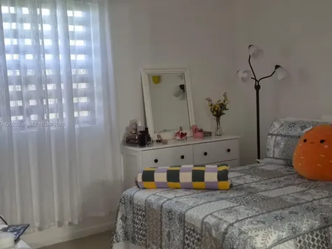 6195 NW 186th Street Hialeah FL 33015