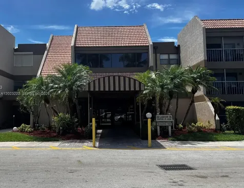 240 Lakeview Drive Weston FL 33326