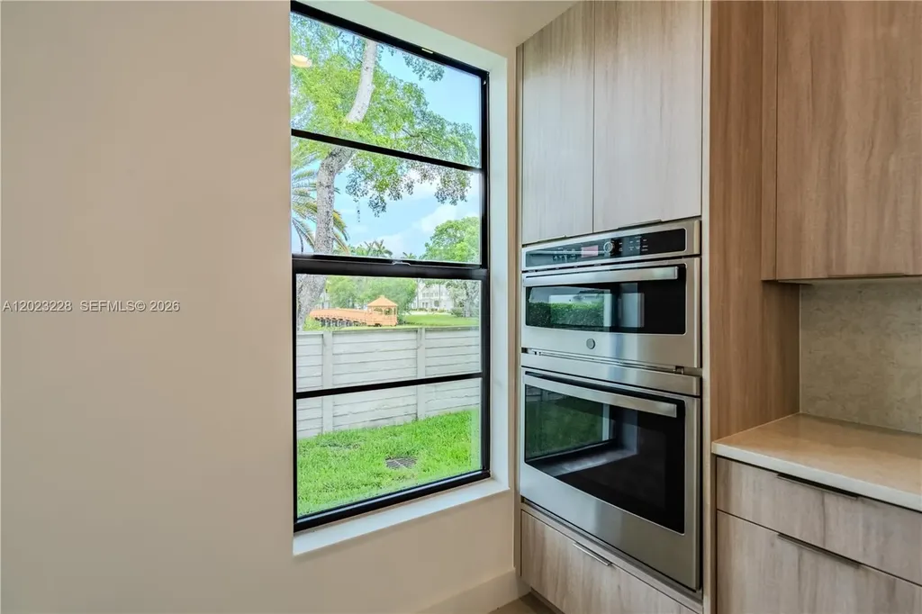 1427 SW 23rd Street Fort Lauderdale FL 33315